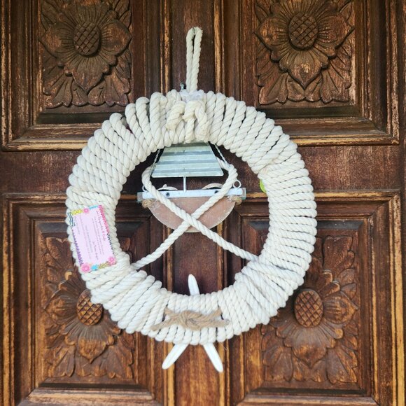 Nautical-Themed Rope Wreath With Seahorse Boat & Starfish Decor - Picture 6 of 6